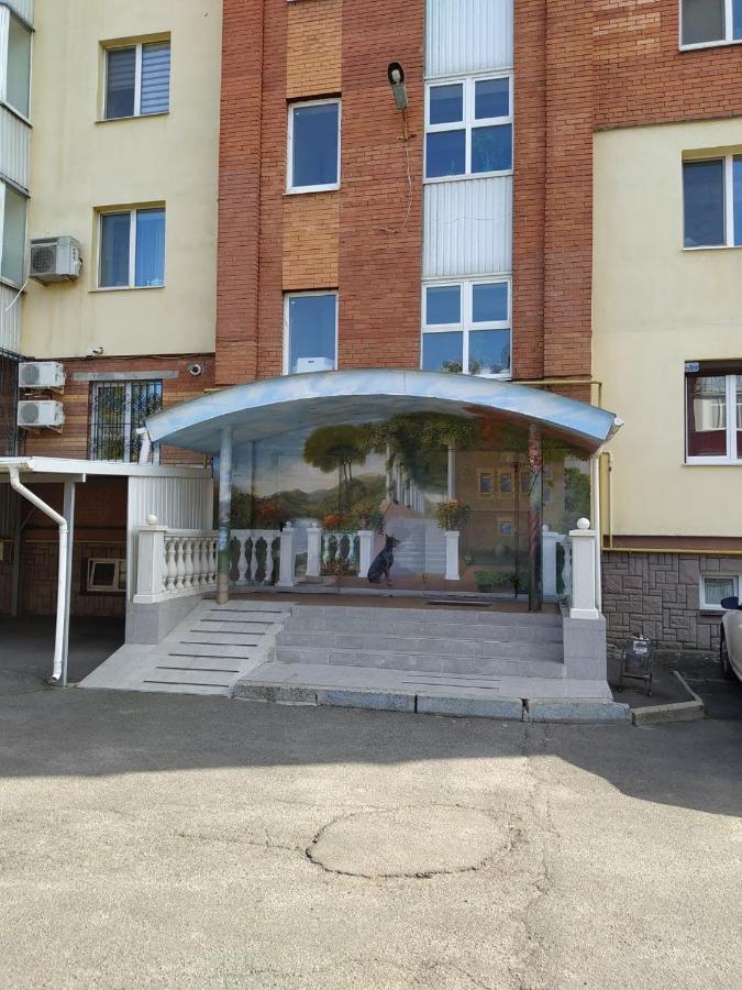 центр города, новостройки, р-н с-н. ворскла Apartment Poltava